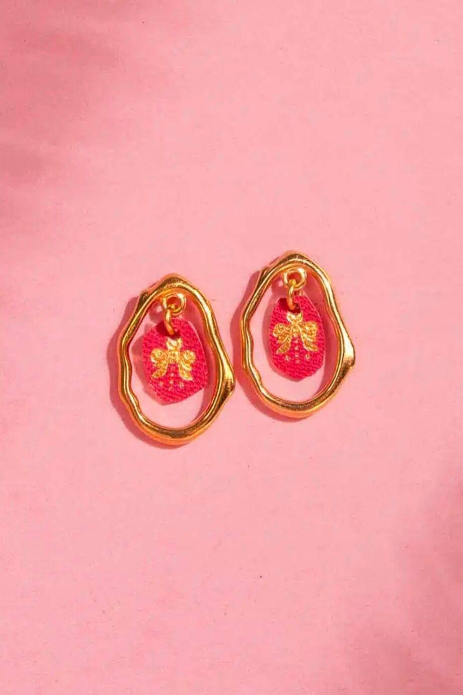 ANTHURIUM EARRINGS SMALL GOLD PINK